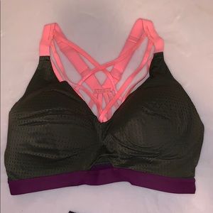 VS Sports Bra